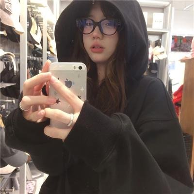 摩纳哥女孩